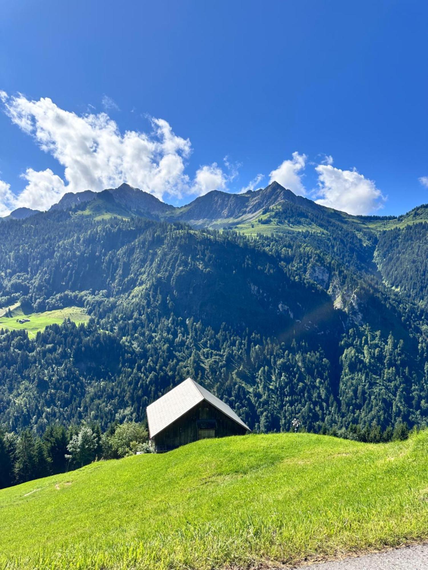 Chalet Urban Fontanella Bagian luar foto